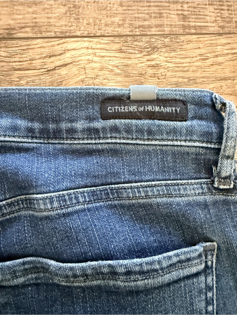 Citizens of Humanity Emanuelle Slim Boot Cut Jeans Size 29  Medium Wash - Picture 6 of 12